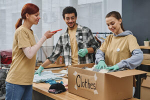 How To Effectively Store Clothes in a Storage Unit In Scottsdale, AZ